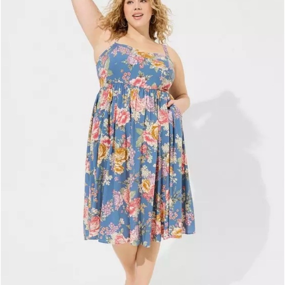 Torrid Dress Challis Sweetheart 1X Blue Floral Pockets Midi  Fit Flare Cottage - Picture 6 of 9